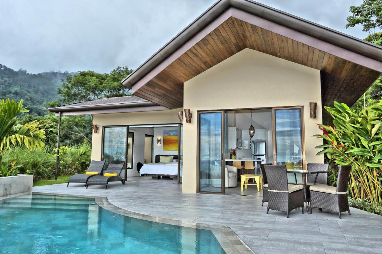 Golden Pineapple Villas-Adults Only Увіта Екстер'єр фото